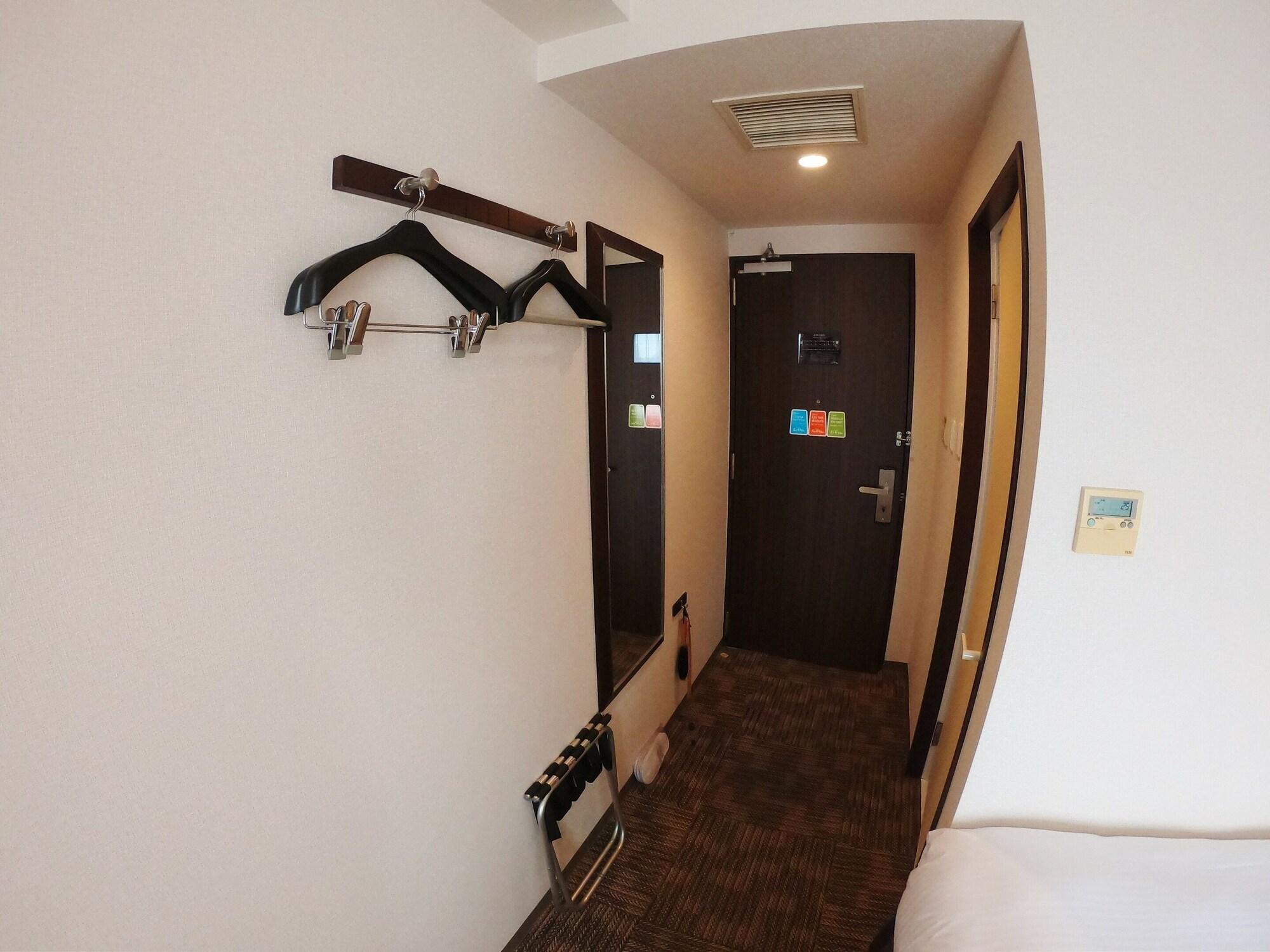 Sol Vita Hotel Naha Exteriör bild
