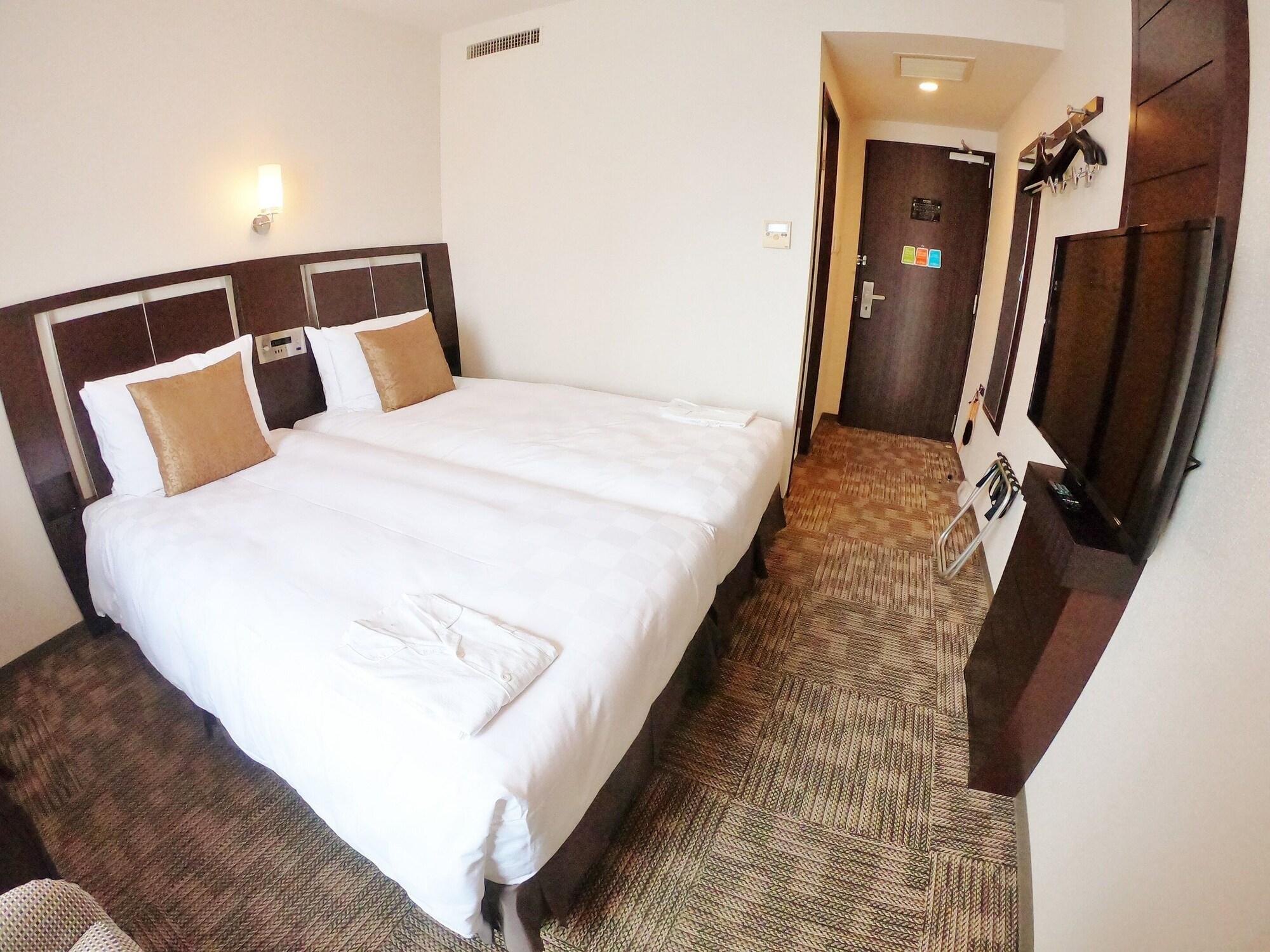 Sol Vita Hotel Naha Exteriör bild