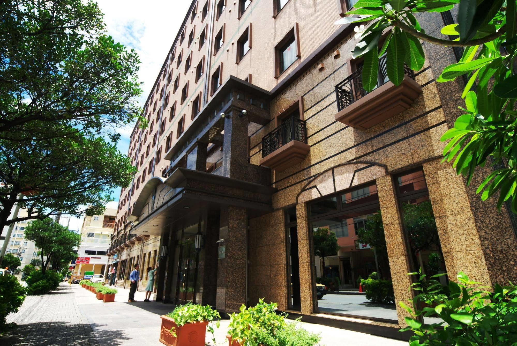 Sol Vita Hotel Naha Exteriör bild